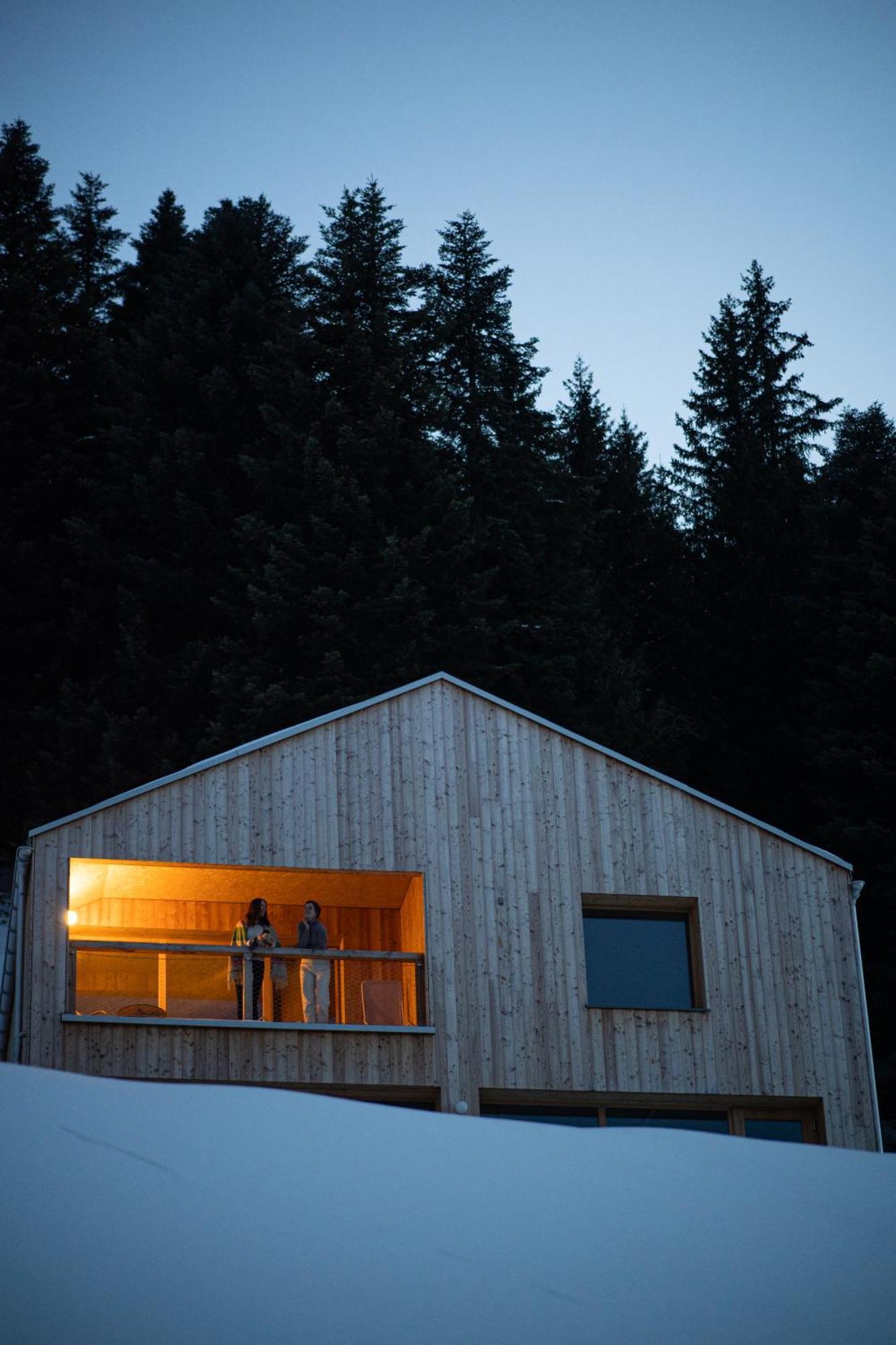 Hotel Whitepod Original Monthey Zewnętrze zdjęcie